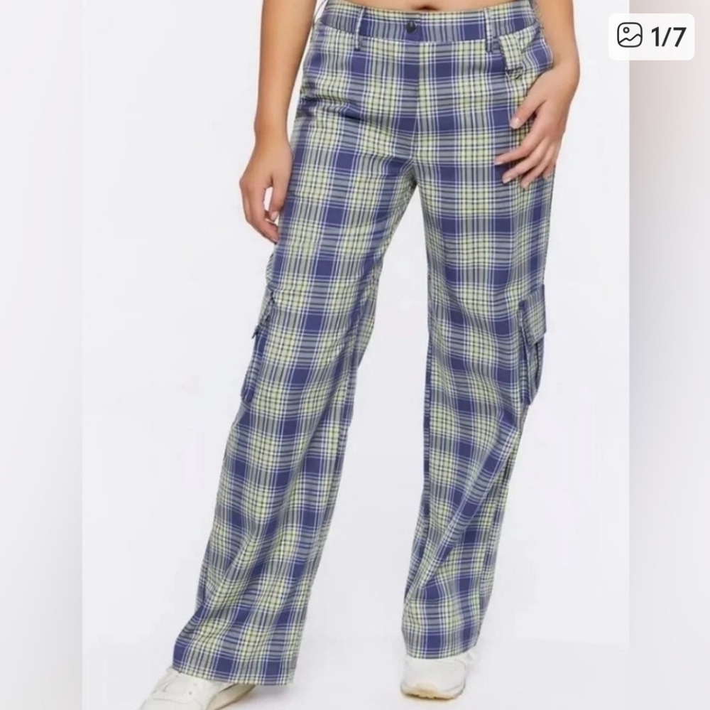 Forever 21 Blue And Yellow‎ Plaid High-Rise Cargo Pants Size Medium
